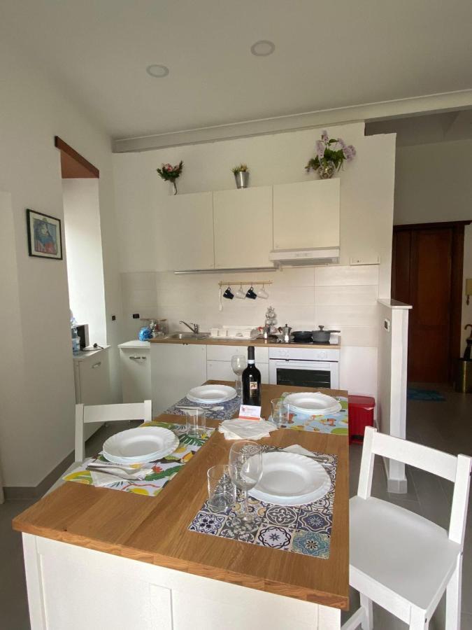 Casa Vacanza Le Ginestre Apartamento Portici Exterior foto